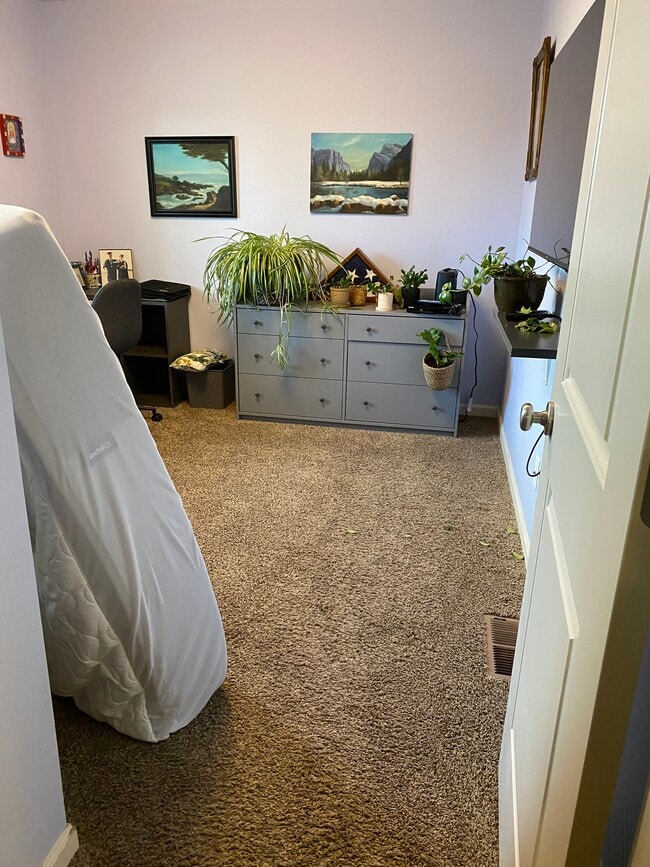 Building Photo - 5222 NE 129th Ave