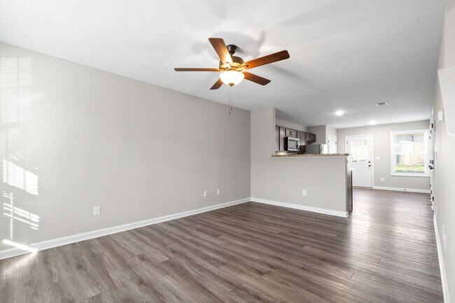 Building Photo - 268 Smithson Ln