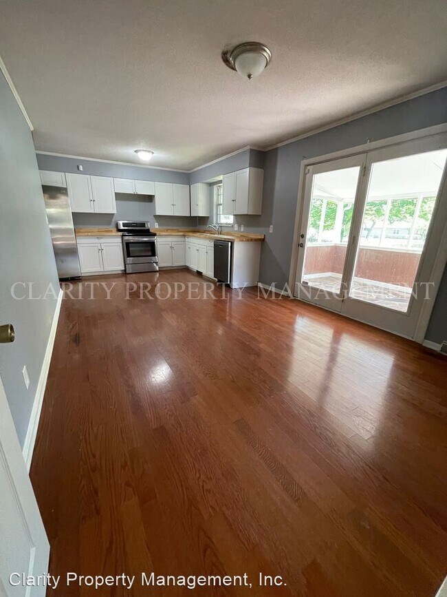 Building Photo - 3 br, 2 bath House - 917 Towanda Trail