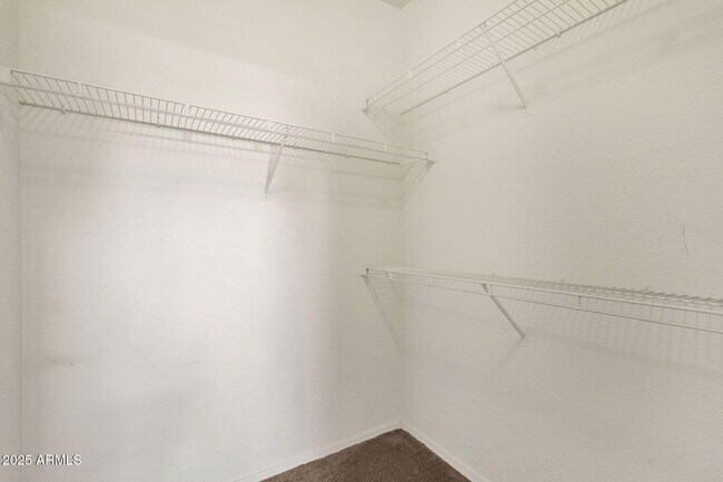 Building Photo - 5335 E Shea Blvd