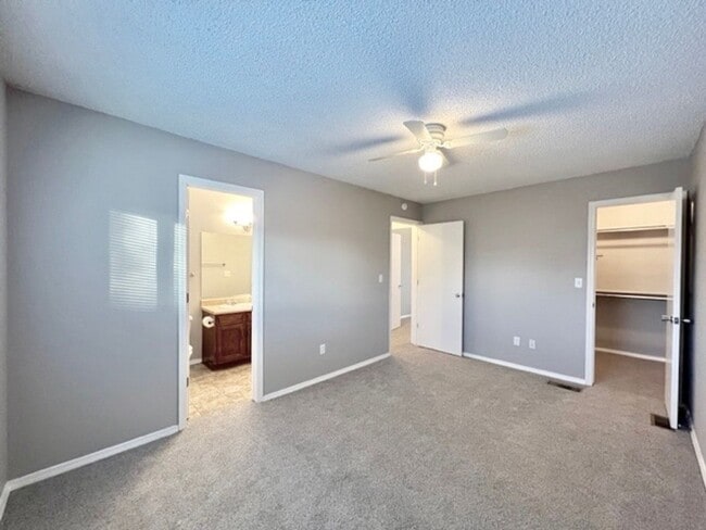 Building Photo - 3 Bedroom 1.5 Bath Home in Briargate with ...