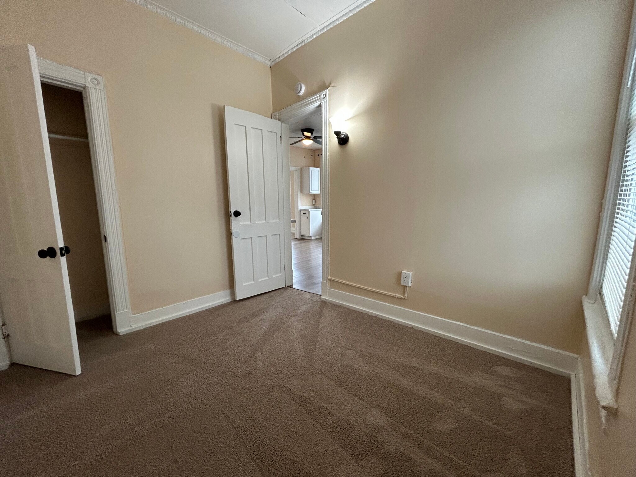 Building Photo - 14 McElwain Ave