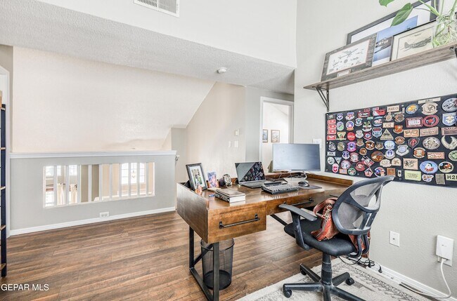 Building Photo - 12748 Tierra Pueblo Dr