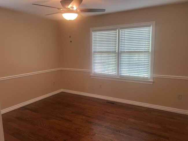 Building Photo - 138 Blue Ridge Dr