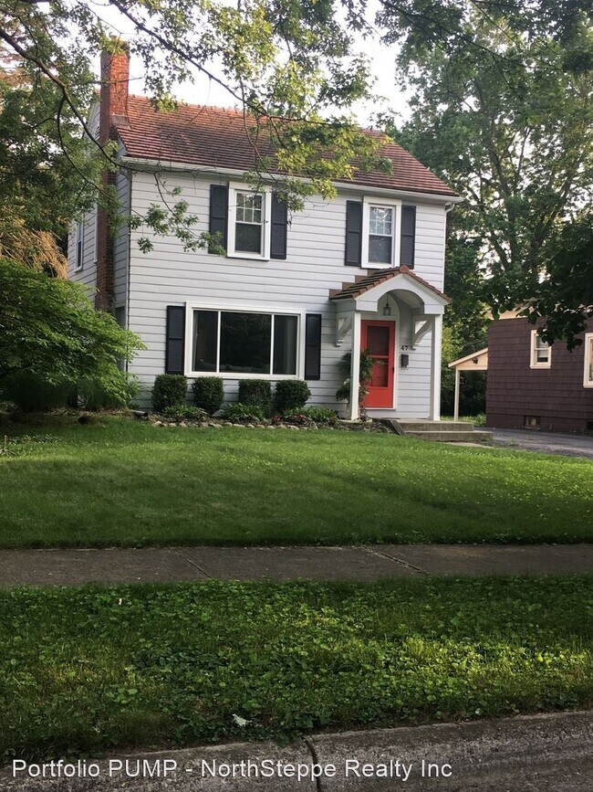 Building Photo - 3 br, 1.5 bath House - 47 Wetmore Road