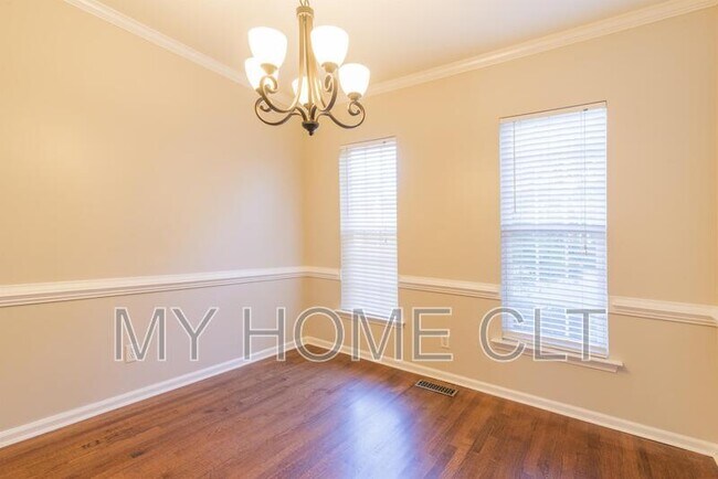 Building Photo - 12417 Ivey Creek Dr