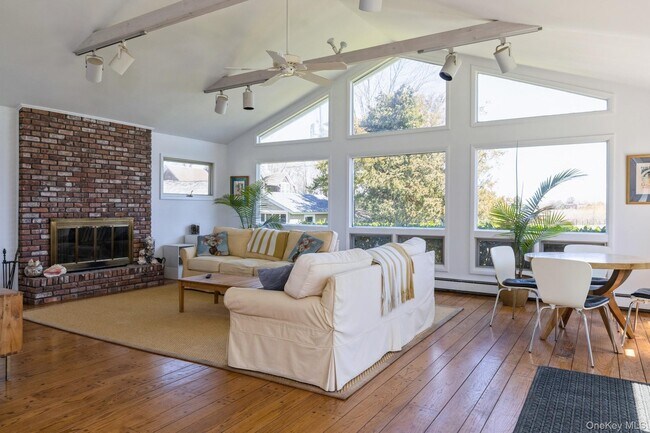 Building Photo - 29 Alden Ln