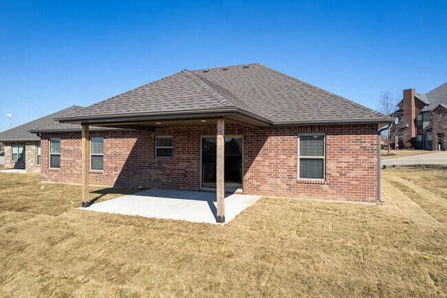 Building Photo - 1805 Talco Dr