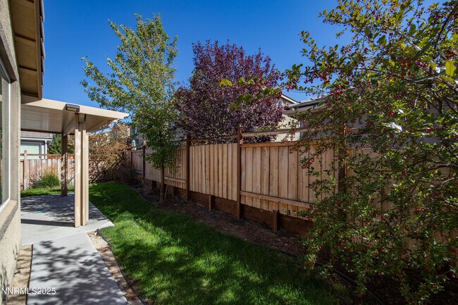 Building Photo - 7023 Cinder Village Dr