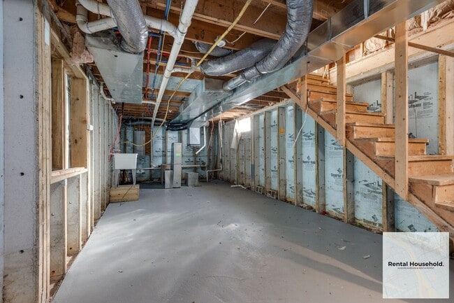 Building Photo - Completely Redone 3 Bed 1.5 Bath Rental!