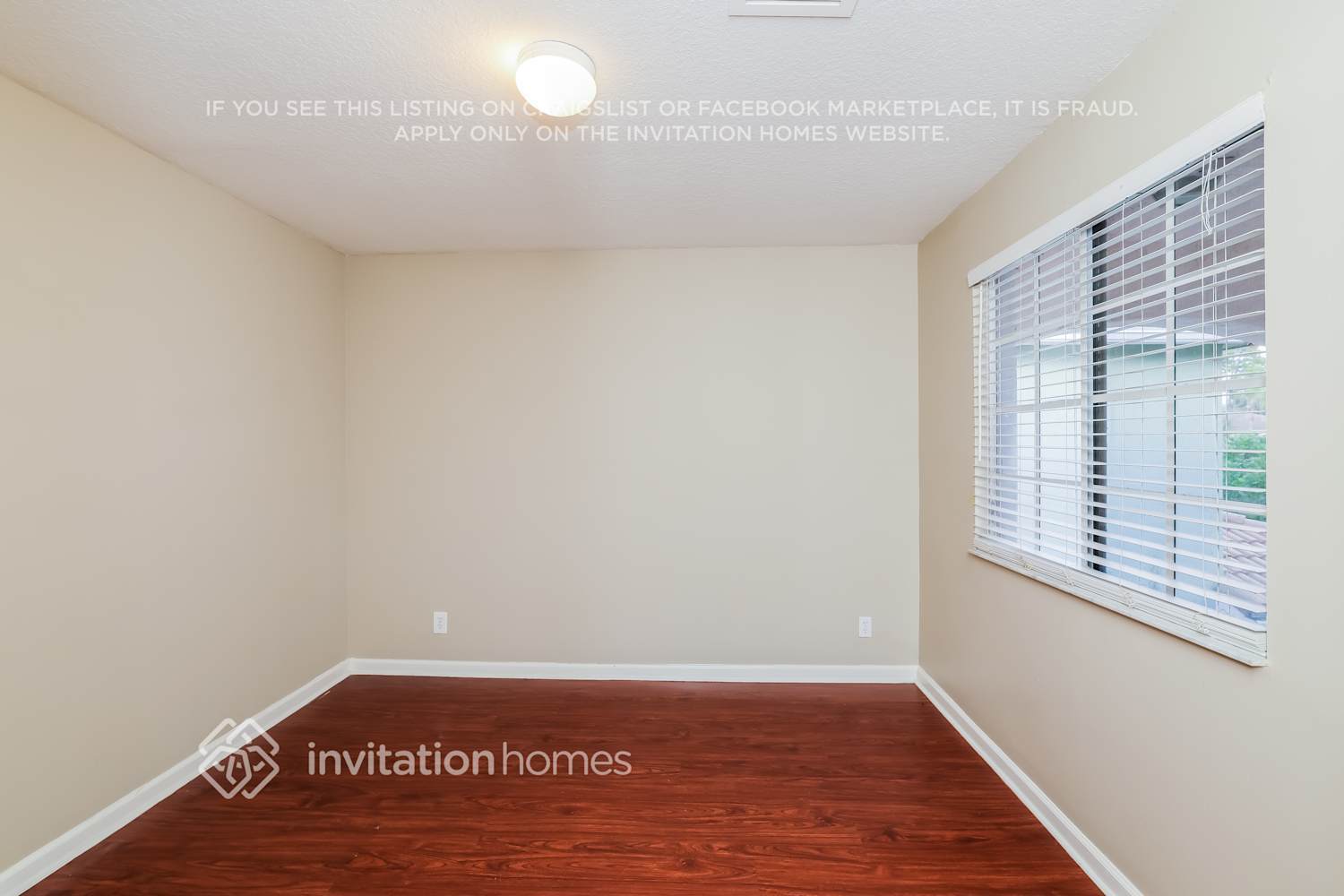 Building Photo - 541 Alejandro Ln