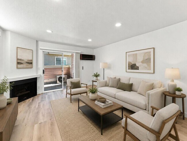 Building Photo - 2695 Somerset Park Cir