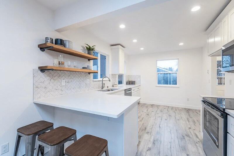 Building Photo - 1018 E 56th St