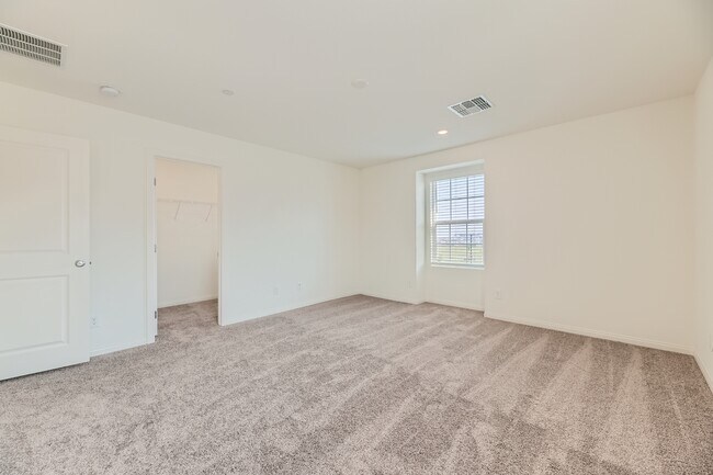 Building Photo - 2777 Abrantes Pl