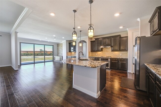 Building Photo - 6611 Hollow Bay Ct