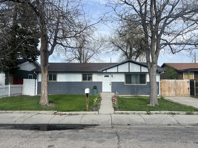 Primary Photo - 1335 S Lowell St