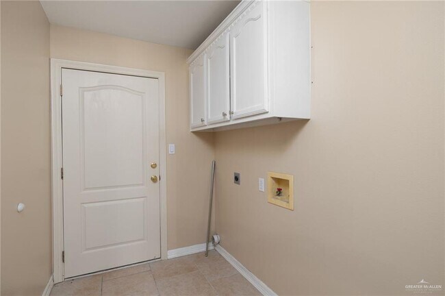 Building Photo - 4205 San Rodrigo
