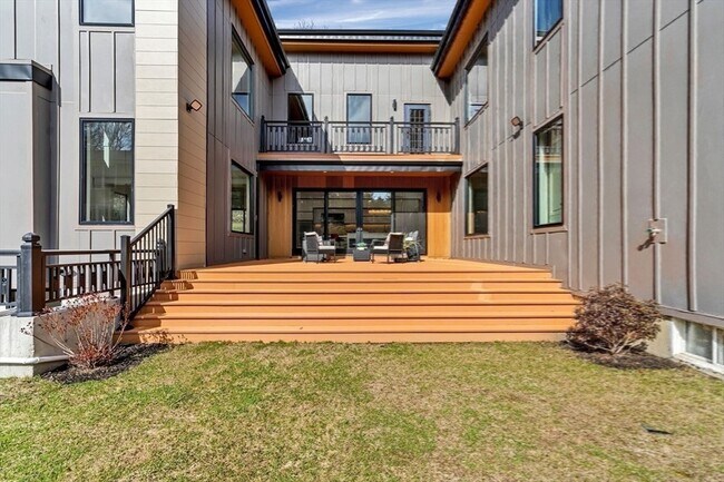 Building Photo - 20 Amberwood Dr