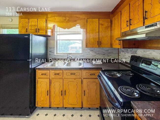 Building Photo - Three Bedrooms, One Bath Off Rt 130