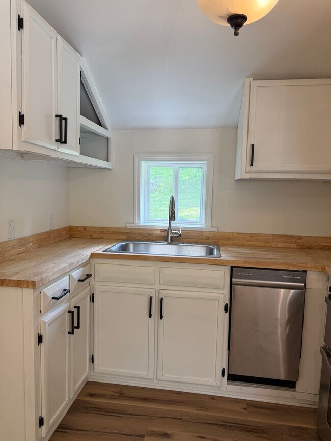 Building Photo - 1 Bed 1 Bath