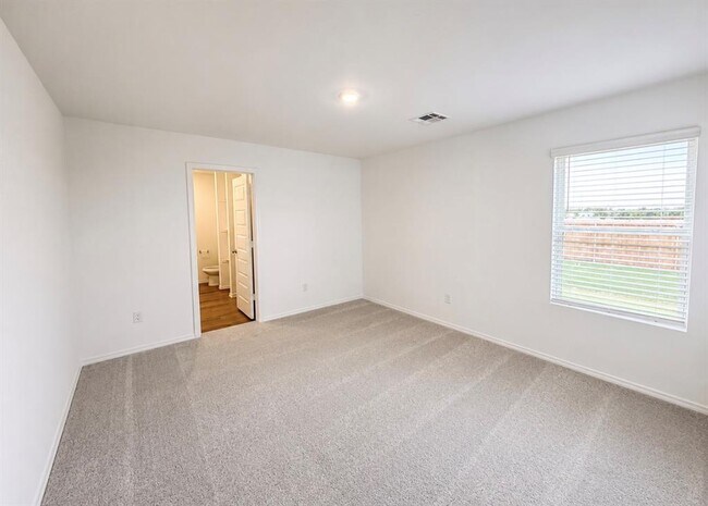 Building Photo - 12917 Florence Ln