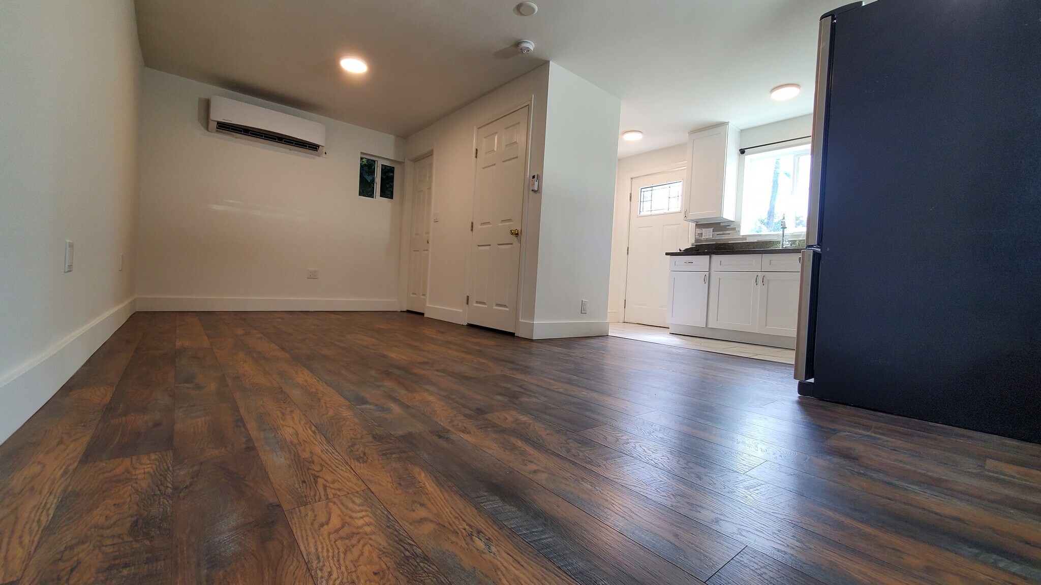Building Photo - 6552 Aldea Ave