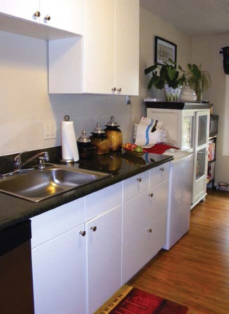 Kitchen - Fairview Apartments
