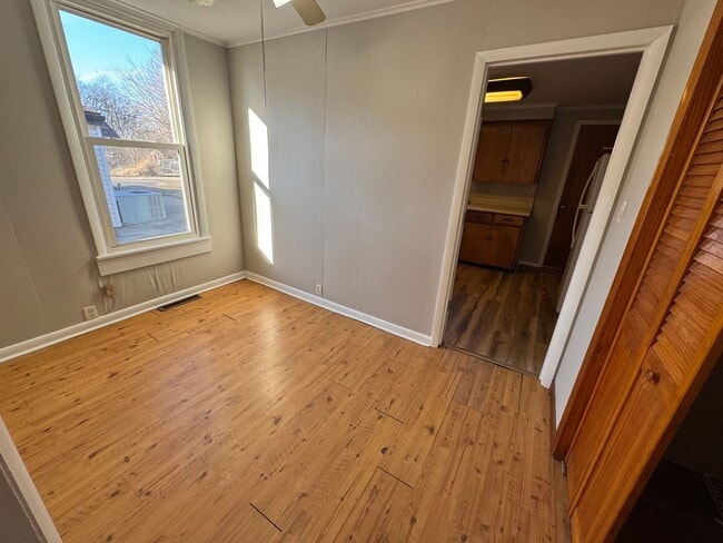 Building Photo - 1006 N 12th St