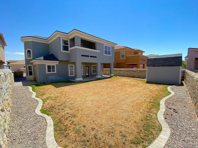 Building Photo - Northeast El Paso/Sandstone Ranch Estates 4 Bed 2.5 Bath Refrig A/C