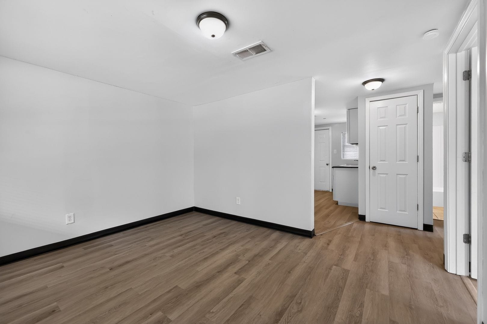 Building Photo - 1626 Telfair St Ln