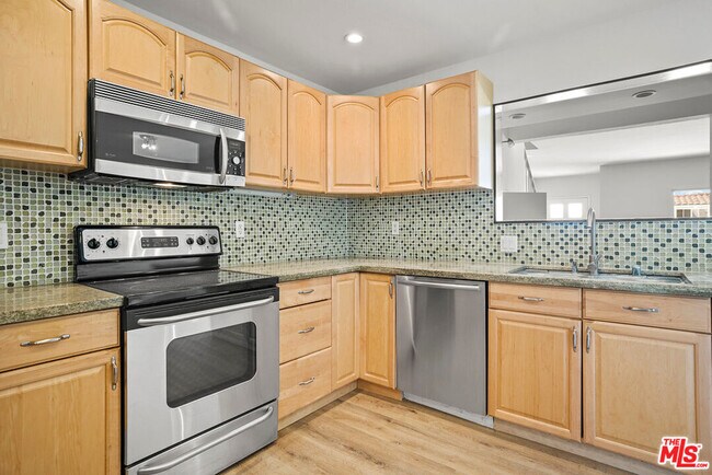 Building Photo - 28248 Rey De Copas Ln