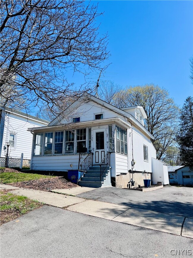 Building Photo - 140 E Oneida St