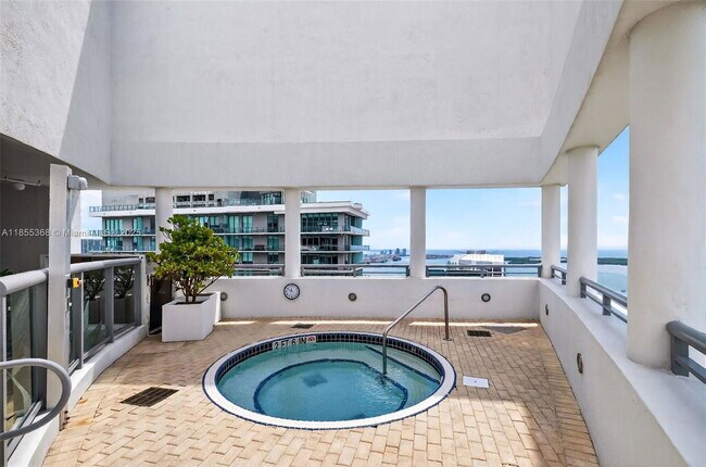 Building Photo - 60 SW 13th St