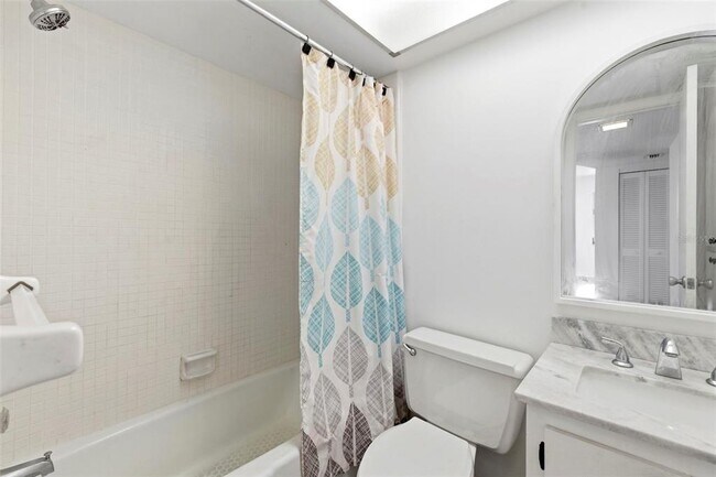 Building Photo - 8950 Park Blvd