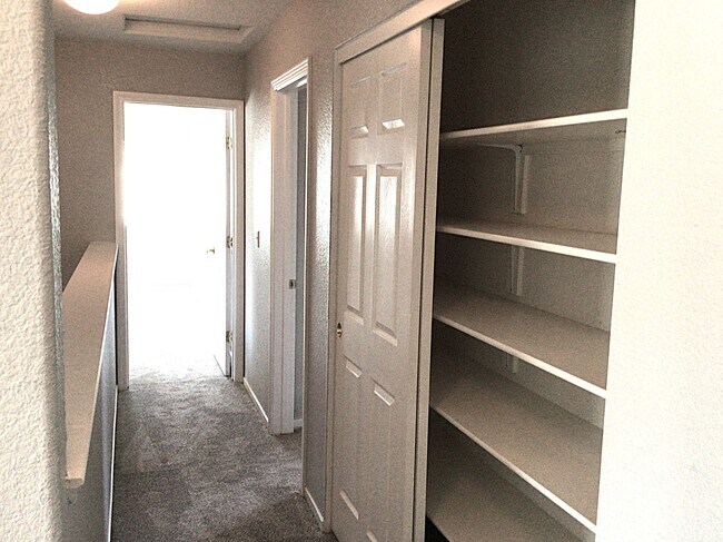 Building Photo - 17641 Papa Bear Ct