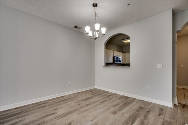 Building Photo - 5801 Oyster Catcher Dr