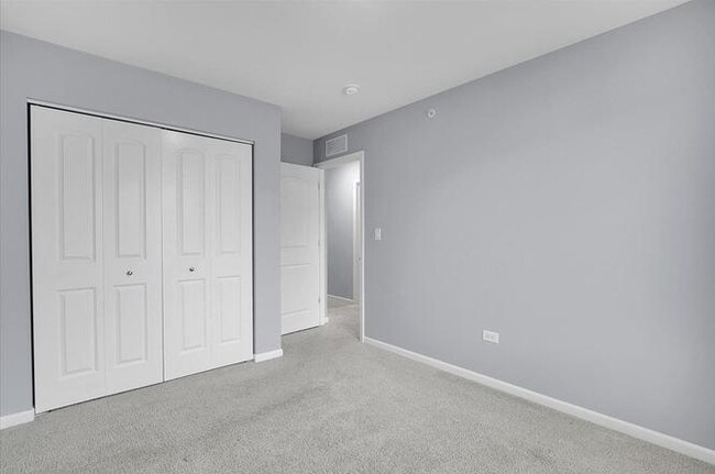 Building Photo - 912 Bradford Dr