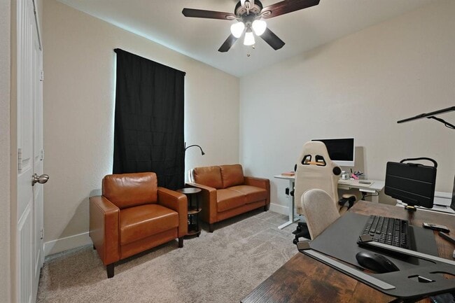 Building Photo - 291 Jarbridge Dr