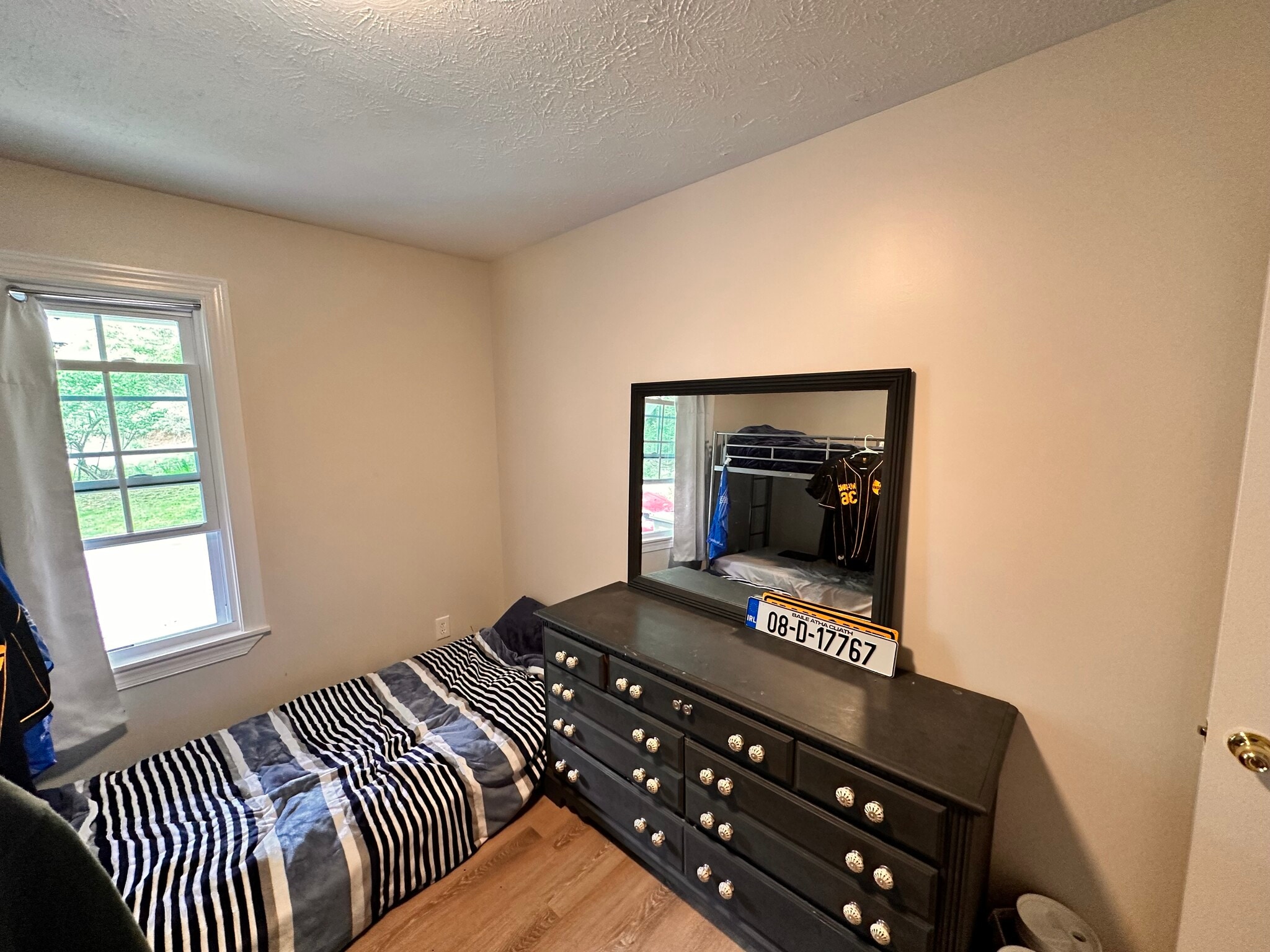 Building Photo - 53 Paw Paw Dr