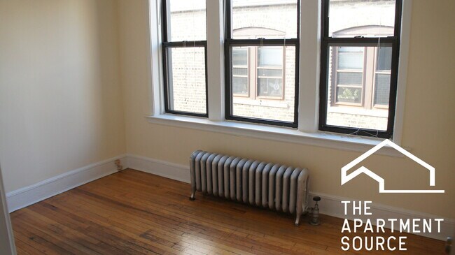 Building Photo - 2338 N Spaulding Ave