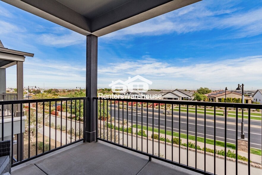 Building Photo - 11300 N Casa Dega Dr