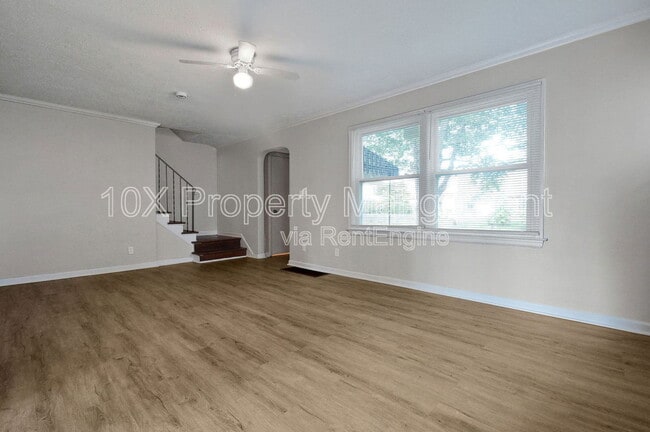 Building Photo - 350 S Chase Ave