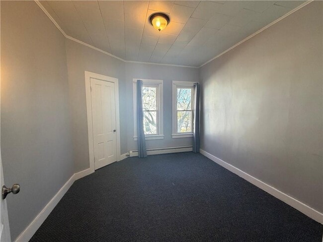 Building Photo - 112 High St