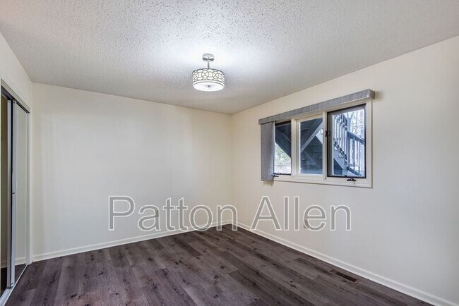 Building Photo - 104 Glenn Bridge Rd