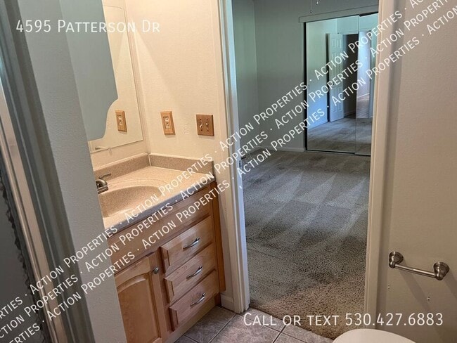 Building Photo - 4595 Patterson Dr