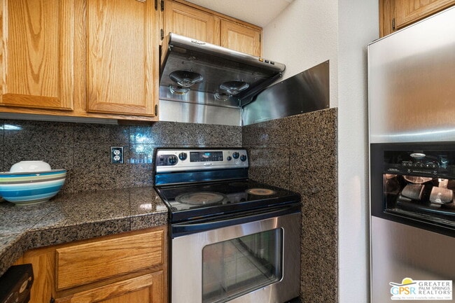 Building Photo - 17 Mission Ct