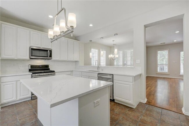 Building Photo - 2614 Kinney Oaks Ct