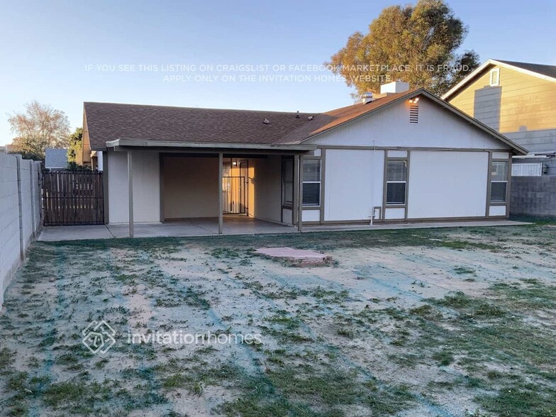 Building Photo - 5922 W Mauna Loa Ln