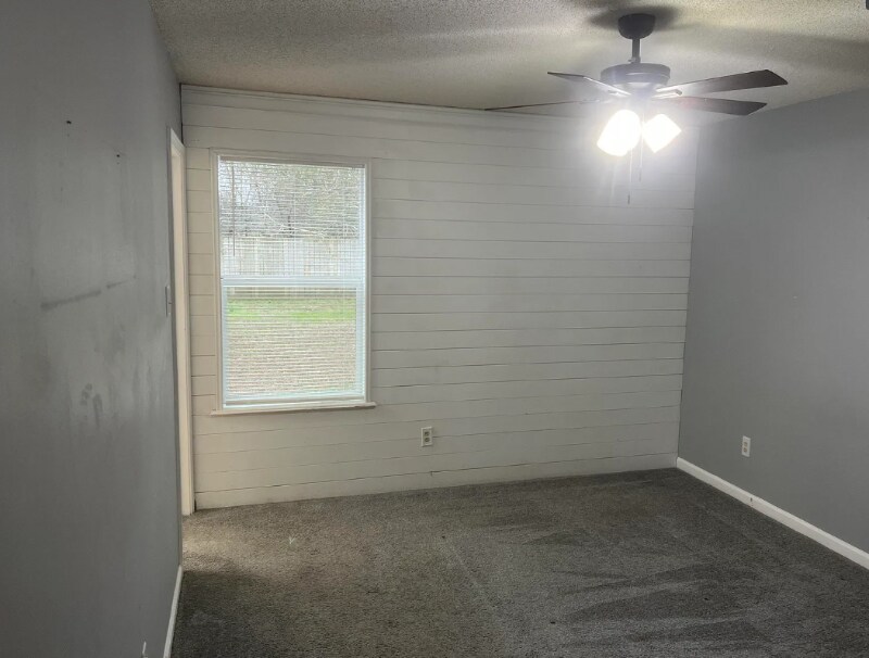 Building Photo - 8 Bridgestone Dr