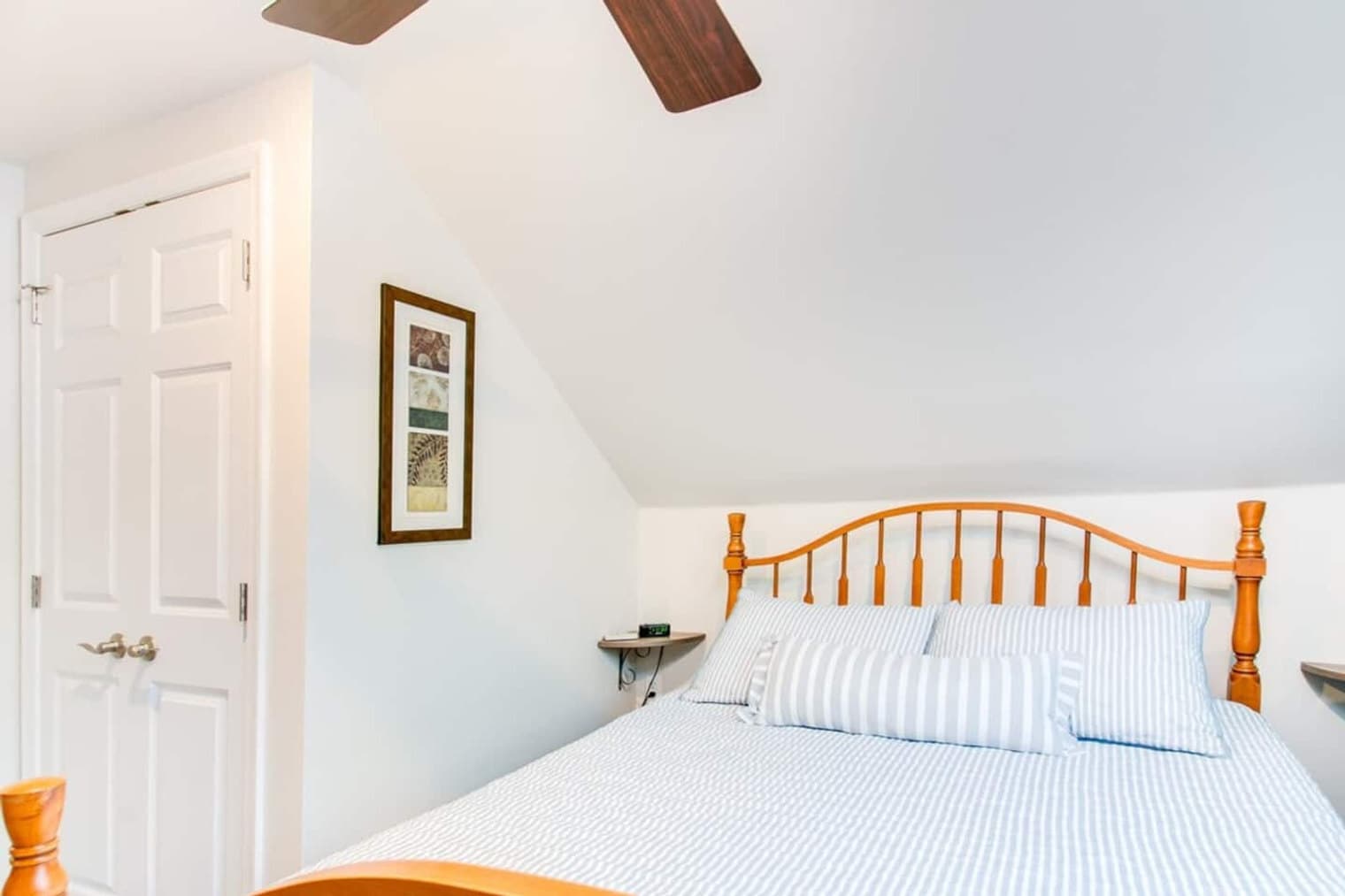 Building Photo - 42 Old Lancaster Rd